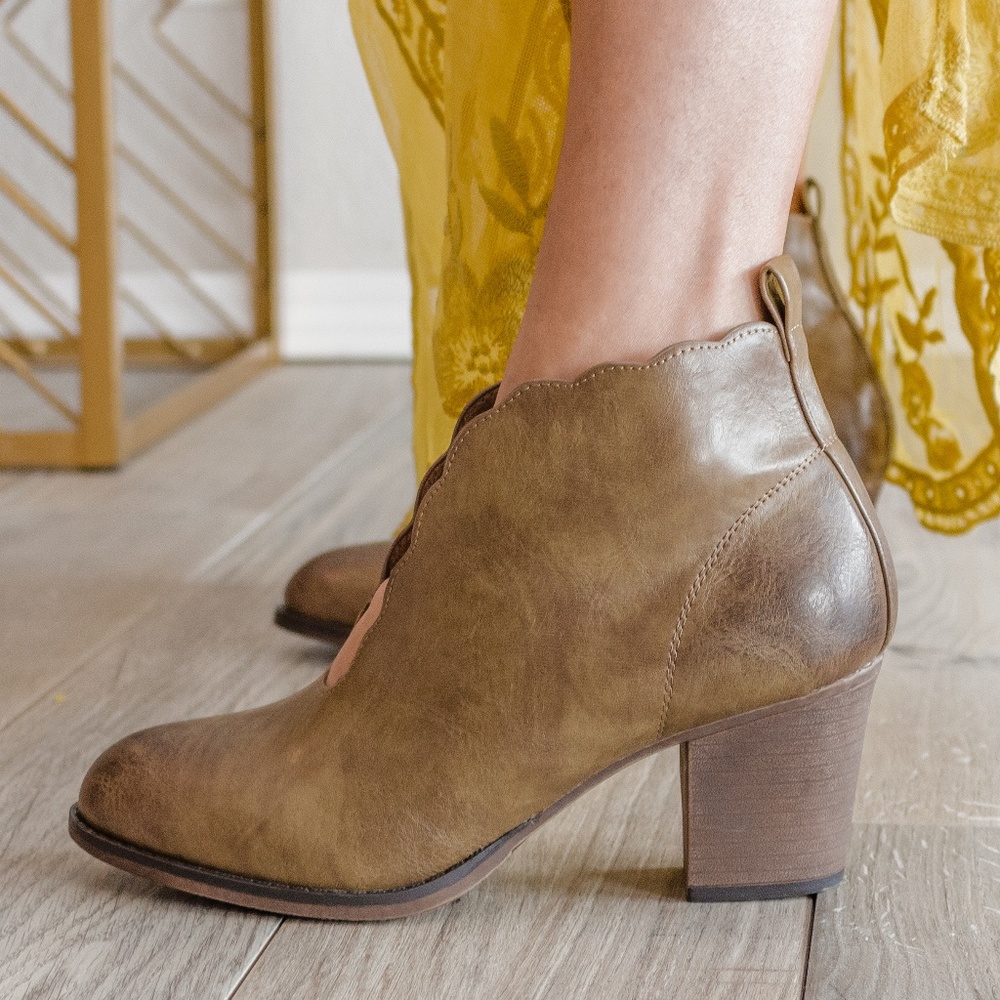 'Addison' Scalloped Booties - Taupe